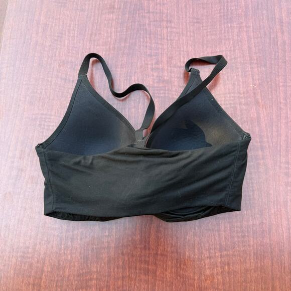 Victoria's Secret Lightly Lined Plunge Bra - 32DD - Black - Picture 2 of 3
